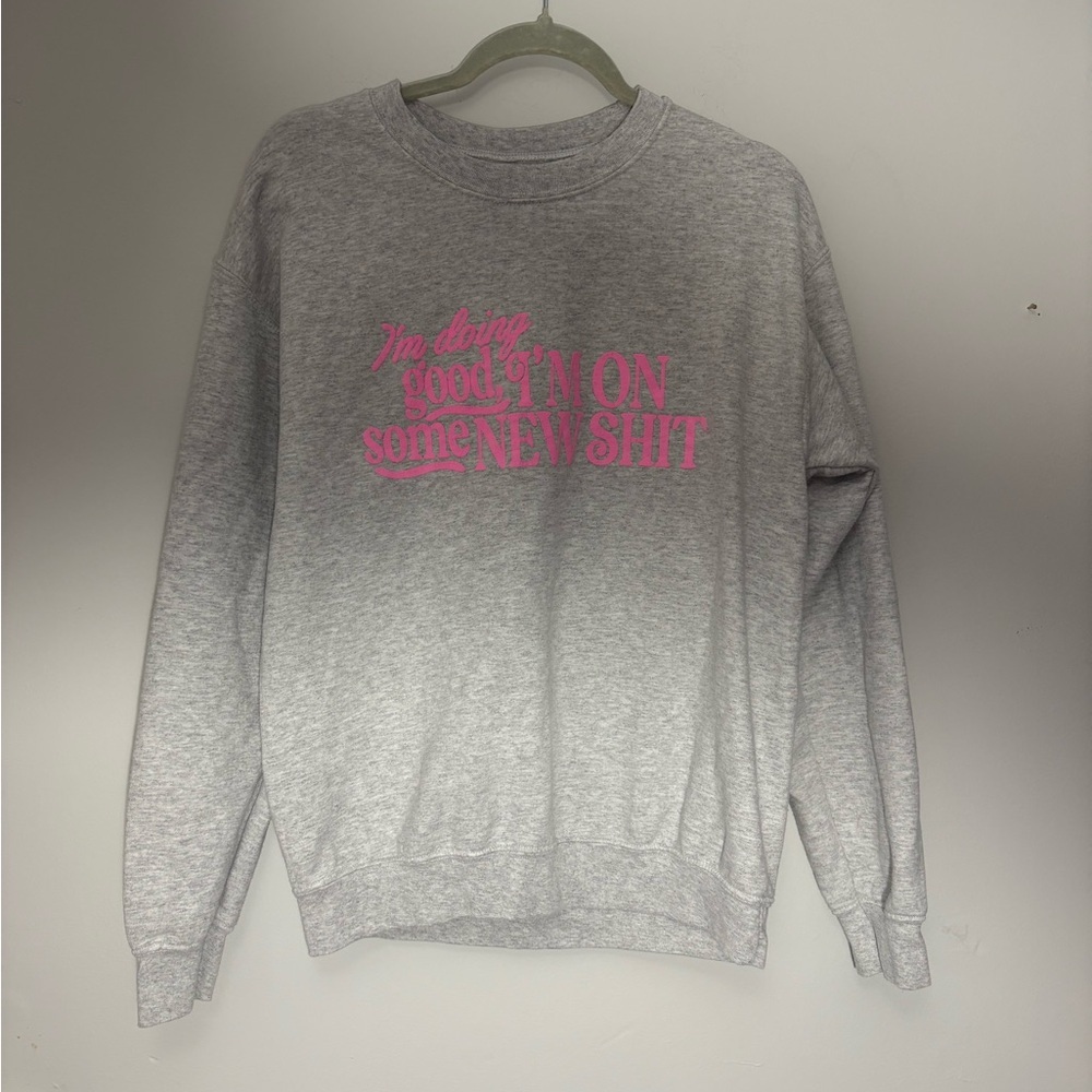 Gray Crew Neck Sweater with Pink Graphic